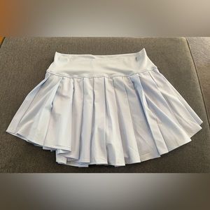 Aerie light blue tennis skirt/skort- L- never worn NWT